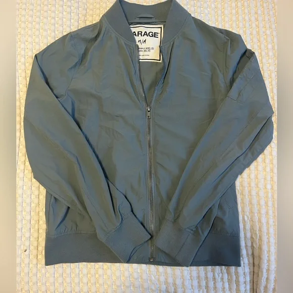 Bomber jacket - Picture 1 of 2